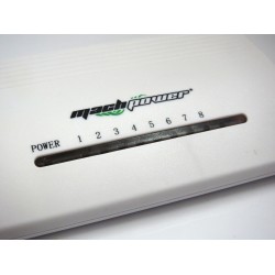 Switch 8 Porte Mach Power 10/100 mbps Unmanaged - Compatto