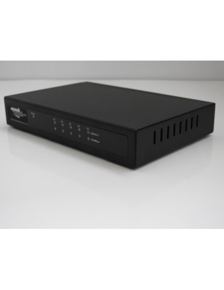 Switch 5 Porte Mach Power 10/100/1000 mbps Unmanaged - Compatto